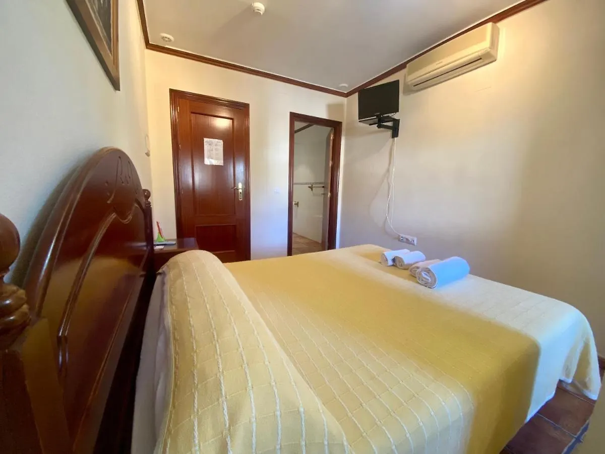 Hostal Sierra De Cadiz El Bosque 0*,  Spain